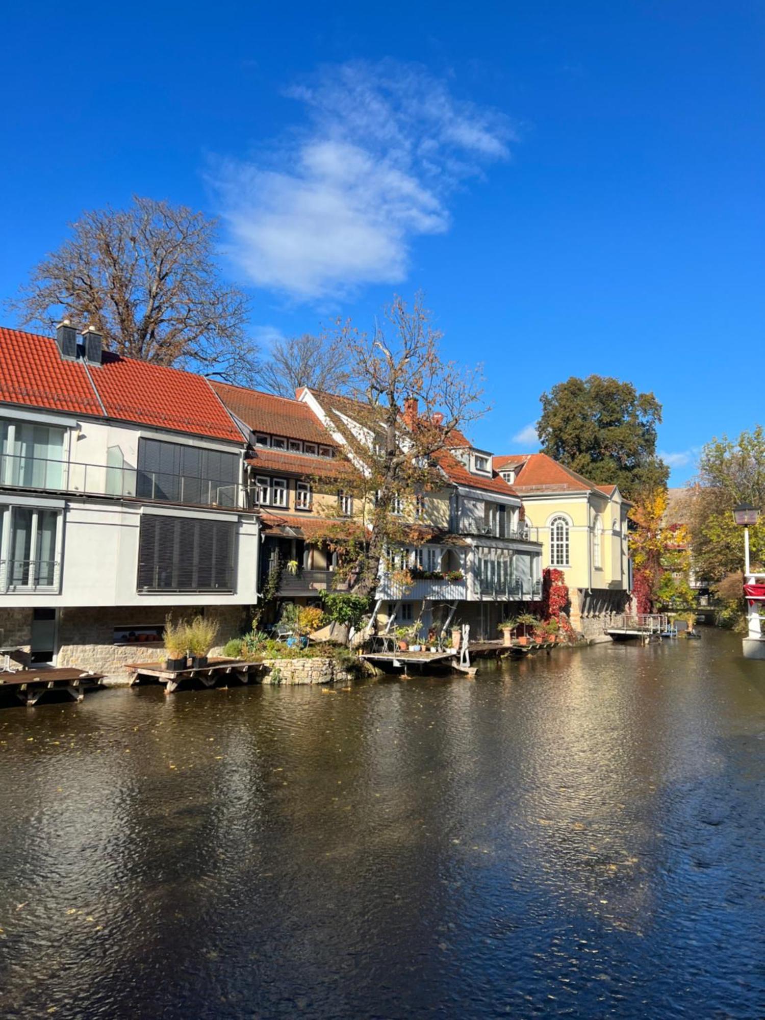 Ferienwohnung Schildblick Modernes Apartment Direkt In Der Altstadt Von Erfurt Nahe Der Kraemerbruecke - Beste Innenstadtlage Exterior foto